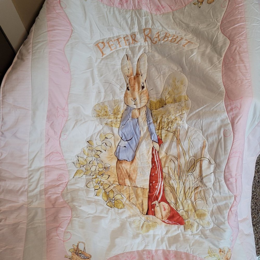 Peter Rabbit Crib Bedding set incl bedskirt and diaper holder - Pink 3pc set